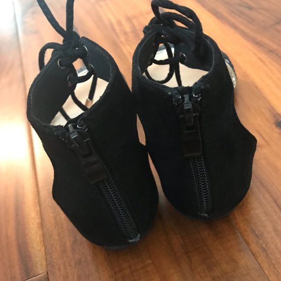 Glitter Open Toe Sandal - Picture 7 of 7